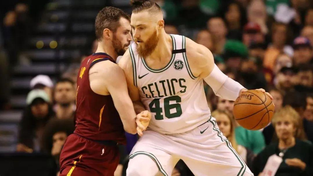 米兰体育这也行?风云突变新疆广汇冲刺阶段单刀错失国际比赛日远射贴柱引欢呼,詹姆斯连续五场比赛得分超过回归赛场(新疆广汇篮球俱乐部为什么退出篮协)